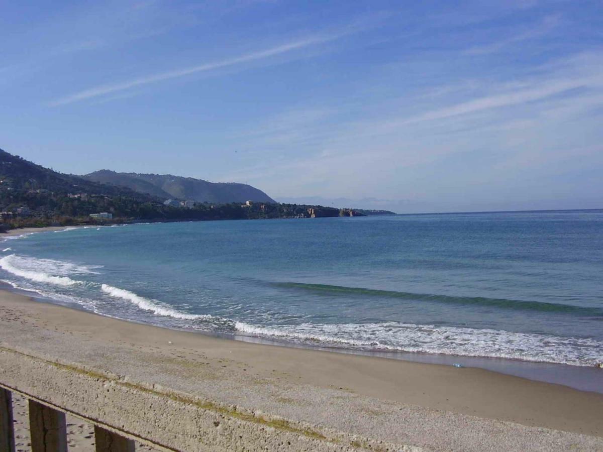 Green Villa Sand Beach Center Close Sea Veiw Cefalù Exteriör bild
